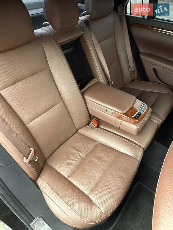 Седан Mercedes-Benz S-Class 2010 в Чернівцях фото 51 Седан Mercedes-Benz S-Class 2010 в Чернівцях