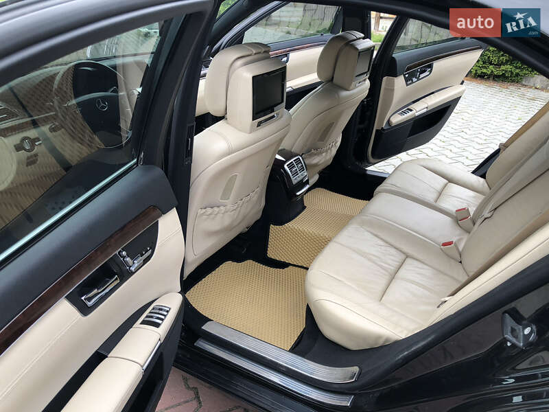 Седан Mercedes-Benz S-Class 2006 в Шепетовке