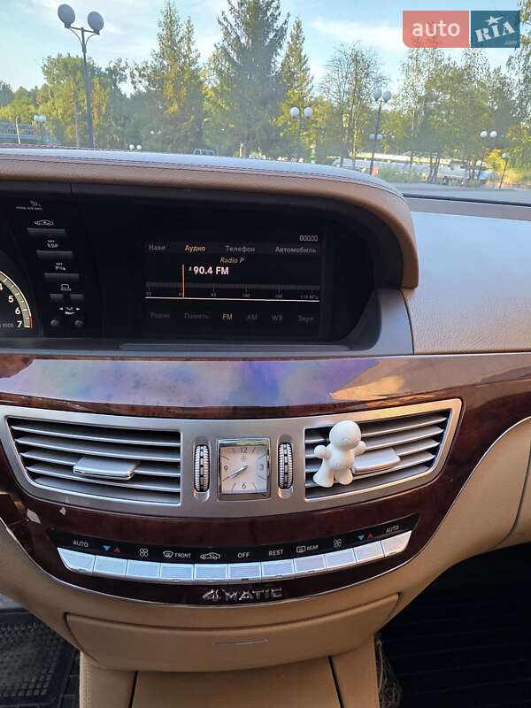 Седан Mercedes-Benz S-Class 2007 в Рівному