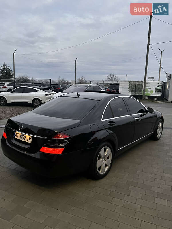 Седан Mercedes-Benz S-Class 2009 в Ивано-Франковске