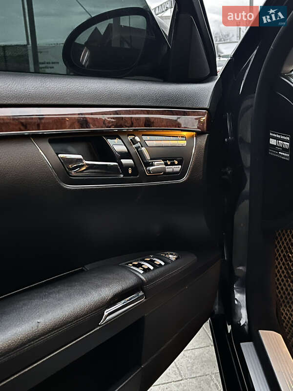 Седан Mercedes-Benz S-Class 2009 в Ивано-Франковске
