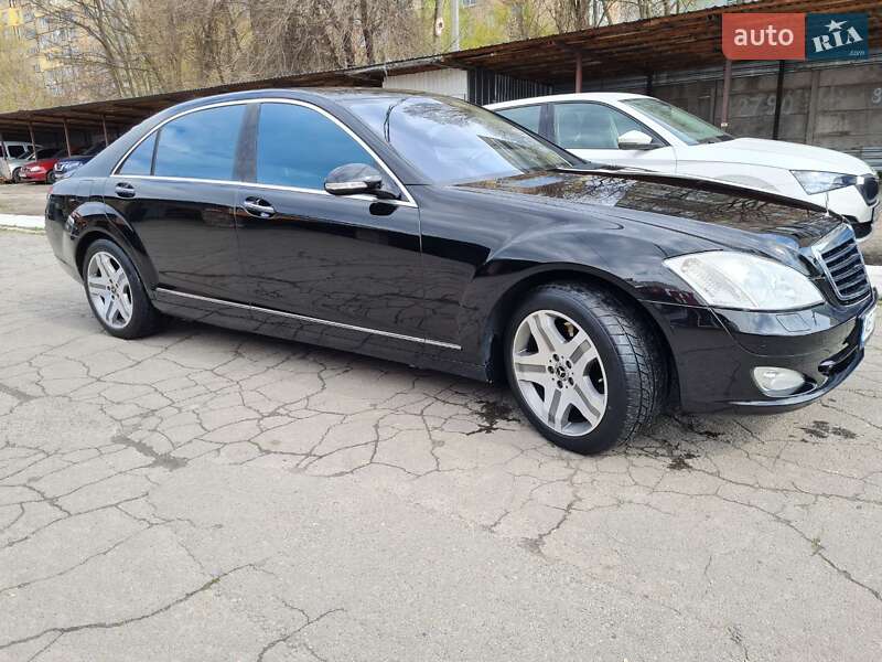 Седан Mercedes-Benz S-Class 2007 в Дніпрі