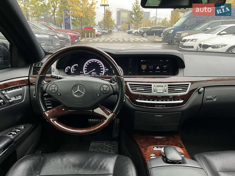 Седан Mercedes-Benz S-Class 2012 в Киеве