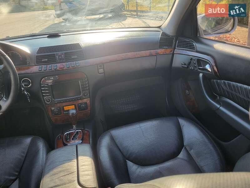 Седан Mercedes-Benz S-Class 2001 в Дублянах фото 28 Седан Mercedes-Benz S-Class 2001 в Дублянах