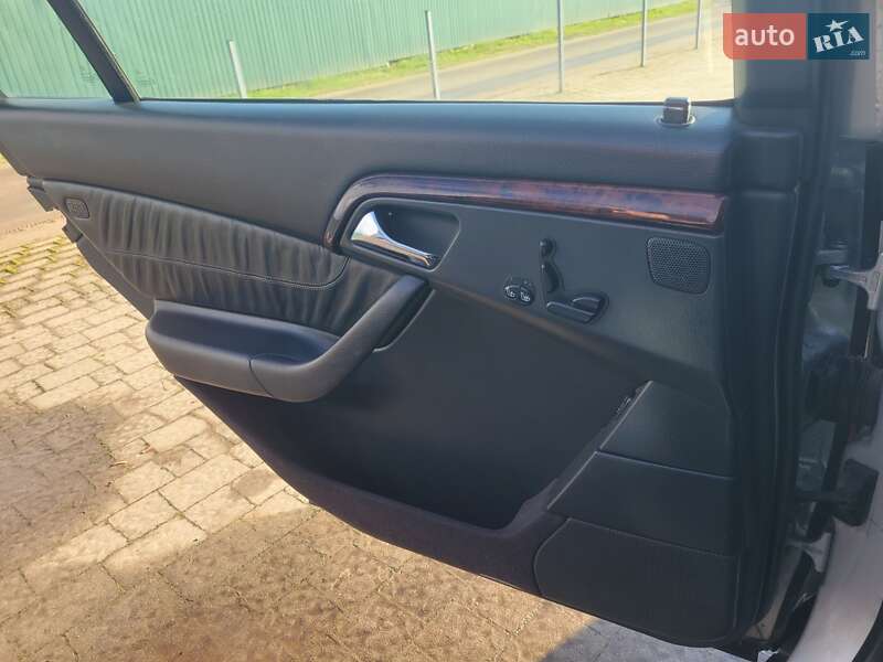 Седан Mercedes-Benz S-Class 2001 в Дублянах фото 37 Седан Mercedes-Benz S-Class 2001 в Дублянах