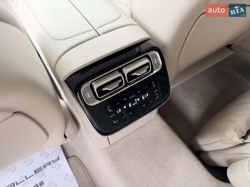 Седан Mercedes-Benz S-Class 2021 в Киеве