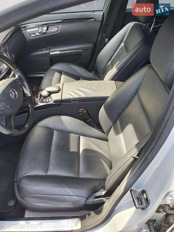 Седан Mercedes-Benz S-Class 2012 в Дніпрі