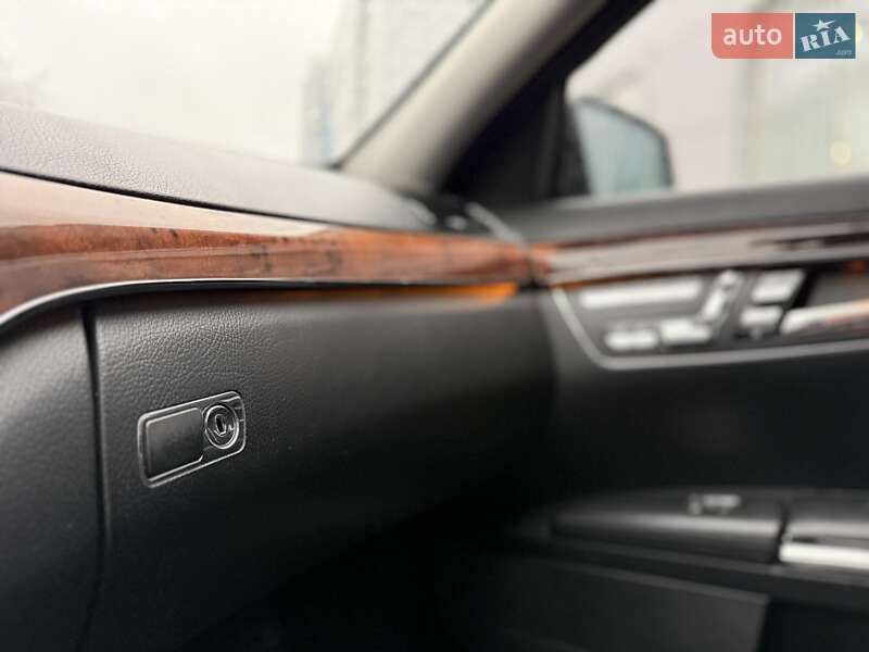 Седан Mercedes-Benz S-Class 2006 в Киеве фото 22 Седан Mercedes-Benz S-Class 2006 в Киеве