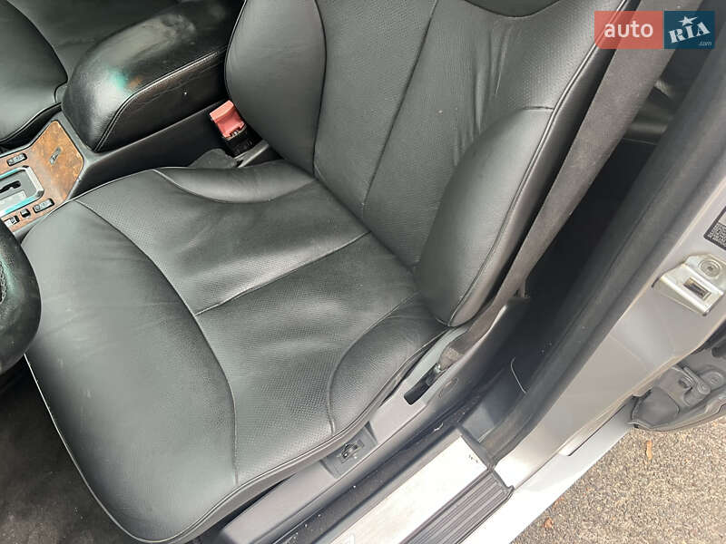 Седан Mercedes-Benz S-Class 1991 в Кривом Роге