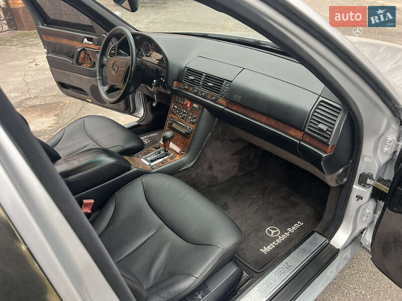 Седан Mercedes-Benz S-Class 1991 в Кривом Роге
