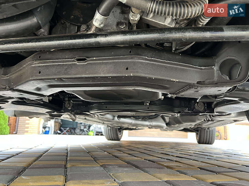 Седан Mercedes-Benz S-Class 1991 в Кривом Роге