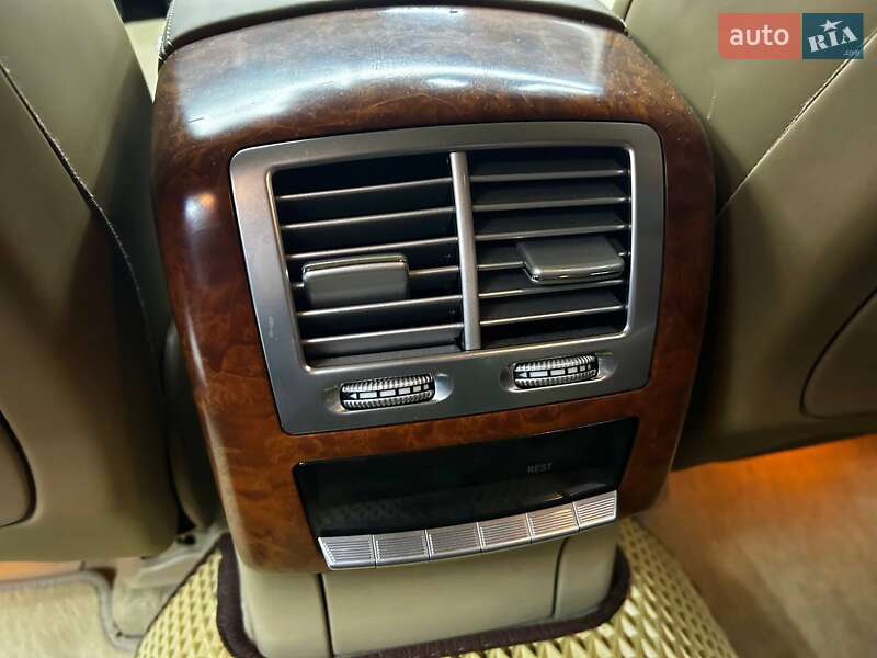 Седан Mercedes-Benz S-Class 2006 в Черновцах