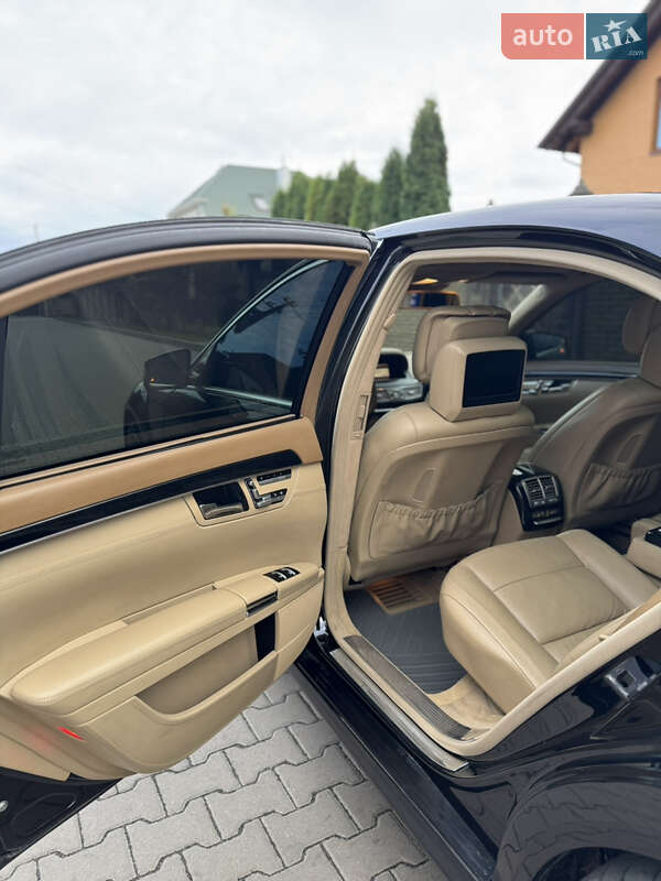 Седан Mercedes-Benz S-Class 2010 в Ровно фото 23 Седан Mercedes-Benz S-Class 2010 в Ровно
