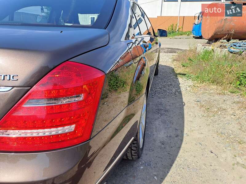 Седан Mercedes-Benz S-Class 2011 в Чернівцях фото 4 Седан Mercedes-Benz S-Class 2011 в Чернівцях