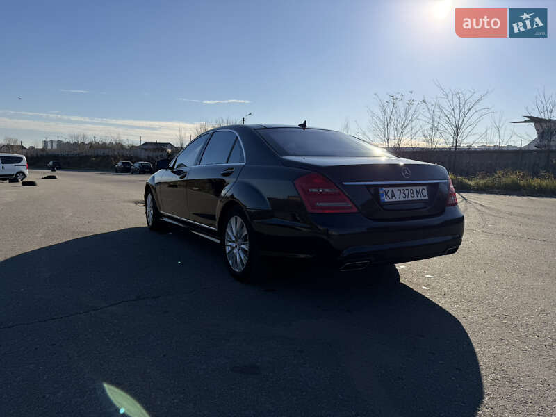 Седан Mercedes-Benz S-Class 2009 в Києві