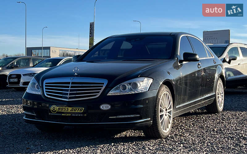 Седан Mercedes-Benz S-Class 2010 в Львове