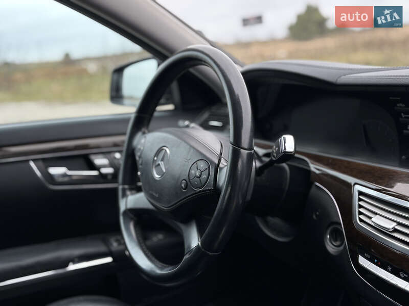 Седан Mercedes-Benz S-Class 2011 в Костополе фото 31 Седан Mercedes-Benz S-Class 2011 в Костополе