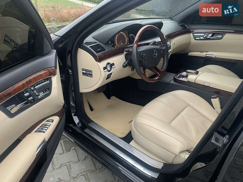 Седан Mercedes-Benz S-Class 2007 в Умані