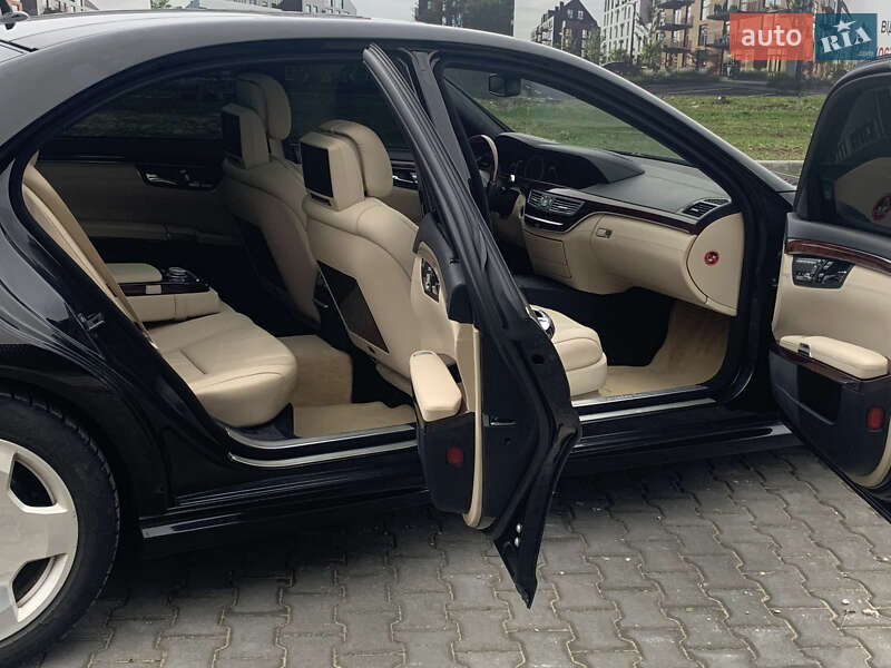 Седан Mercedes-Benz S-Class 2007 в Умані