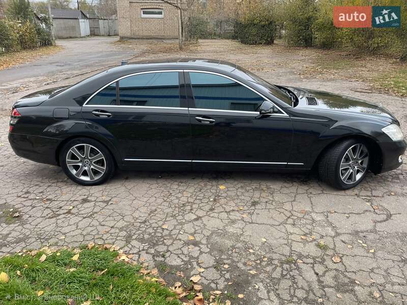 Седан Mercedes-Benz S-Class 2006 в Бердичеві