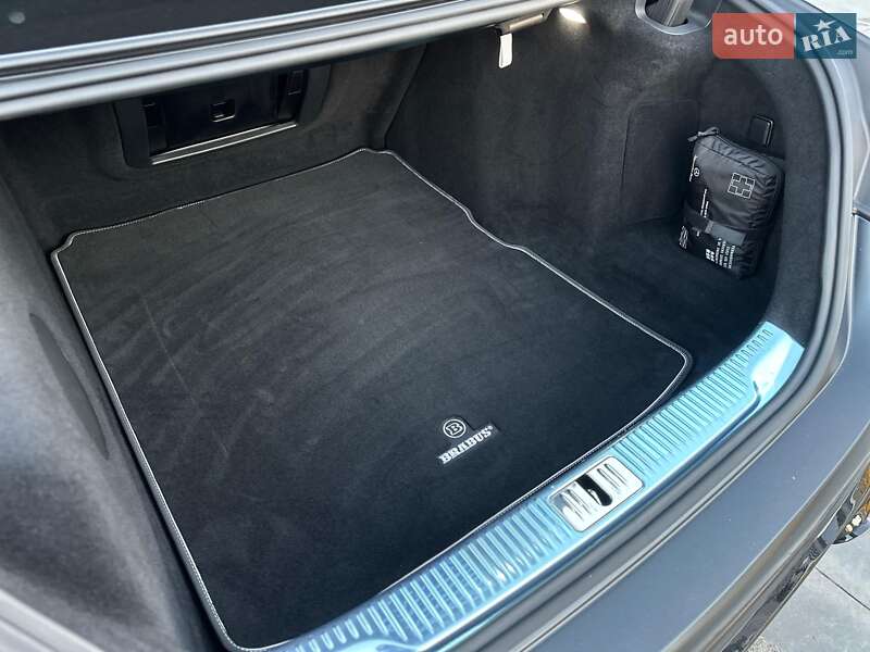 Седан Mercedes-Benz S-Class 2022 в Києві