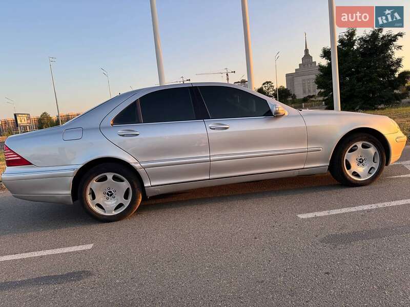Mercedes-Benz S-Class 2003