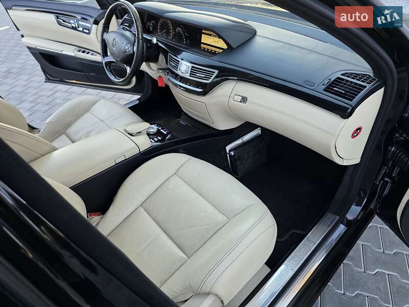 Седан Mercedes-Benz S-Class 2012 в Хмельницькому