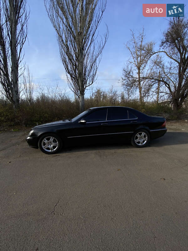Седан Mercedes-Benz S-Class 2003 в Кривом Роге