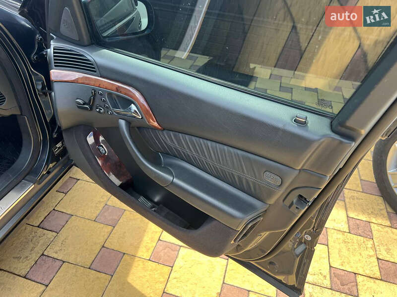 Седан Mercedes-Benz S-Class 2000 в Кременчуге