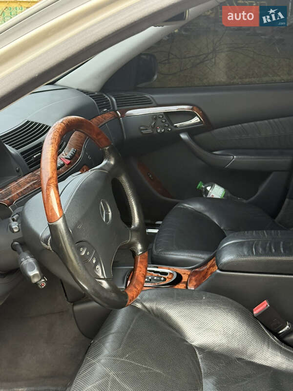 Седан Mercedes-Benz S-Class 2005 в Рівному