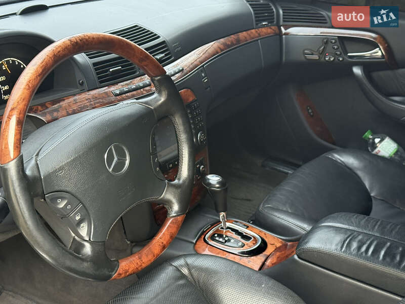 Седан Mercedes-Benz S-Class 2005 в Рівному
