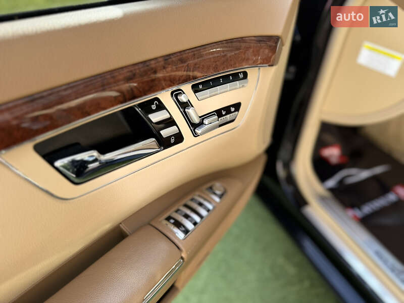 Седан Mercedes-Benz S-Class 2008 в Одесі