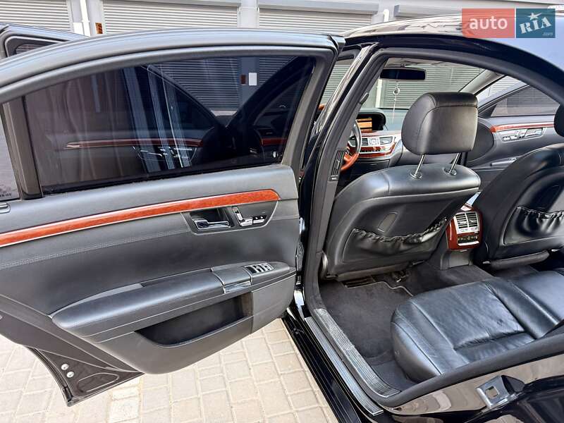 Седан Mercedes-Benz S-Class 2006 в Одессе