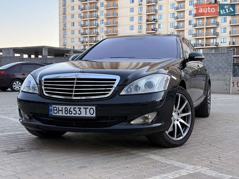 Mercedes-Benz S-Class 2006