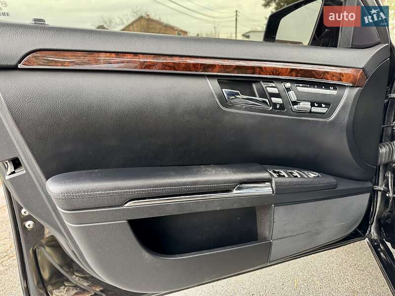 Седан Mercedes-Benz S-Class 2009 в Києві