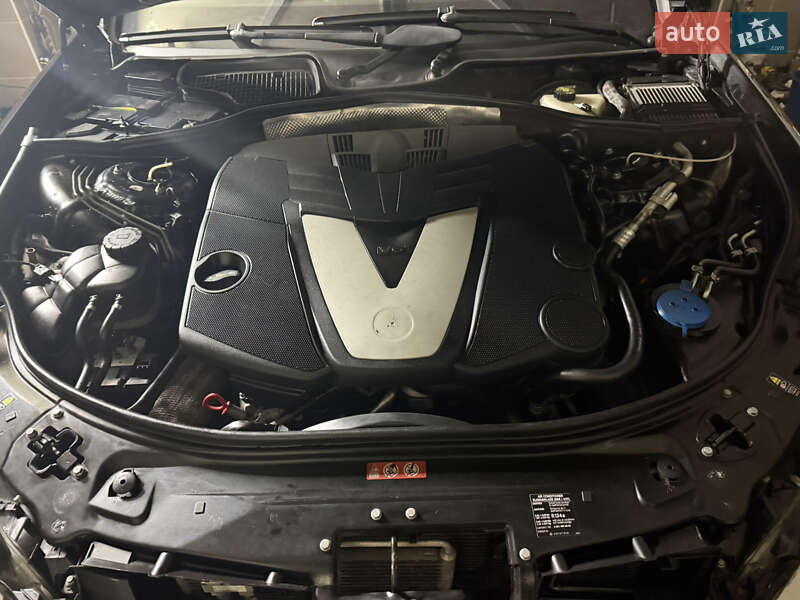 Седан Mercedes-Benz S-Class 2009 в Черновцах