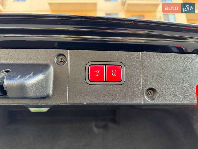 Седан Mercedes-Benz S-Class 2012 в Одесі