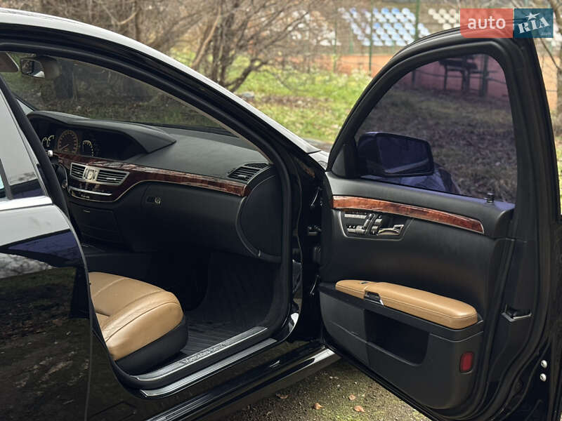 Седан Mercedes-Benz S-Class 2007 в Івано-Франківську