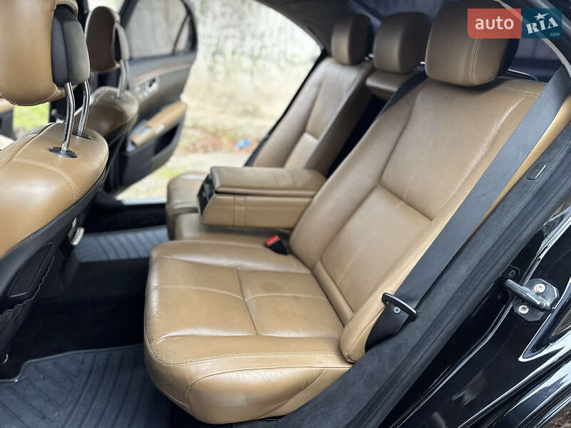 Седан Mercedes-Benz S-Class 2007 в Івано-Франківську