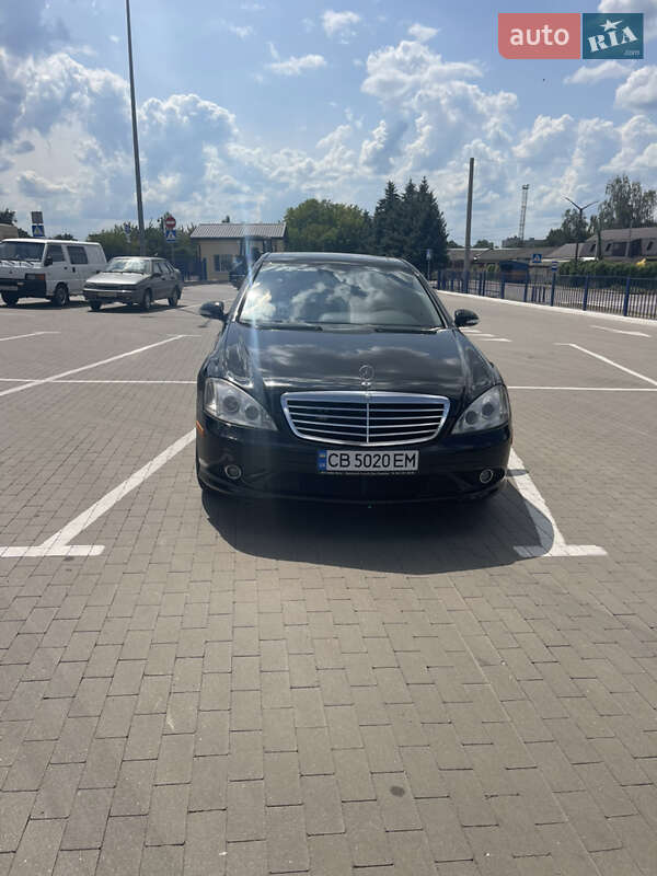 Седан Mercedes-Benz S-Class 2008 в Прилуках