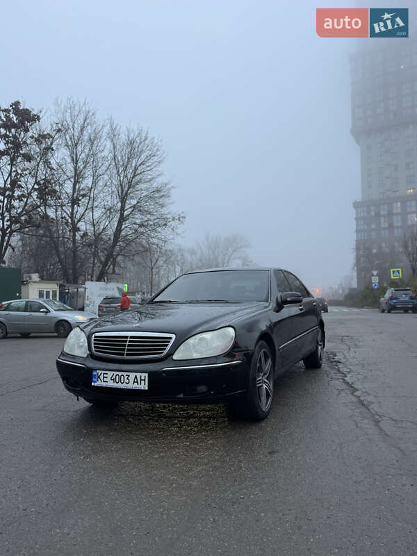 Седан Mercedes-Benz S-Class 2001 в Днепре