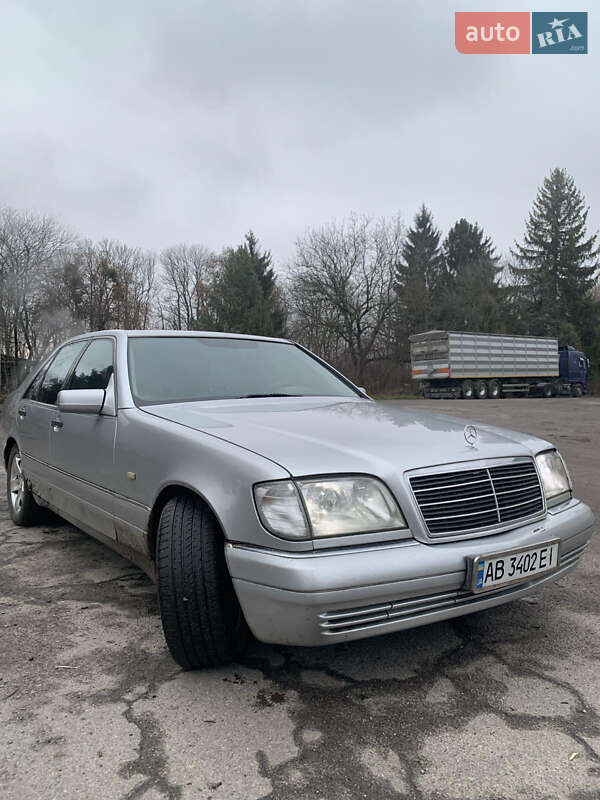 Mercedes-Benz S-Class 1996