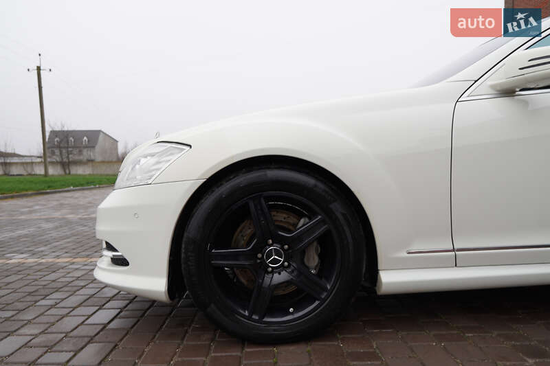 Седан Mercedes-Benz S-Class 2008 в Теофіполі