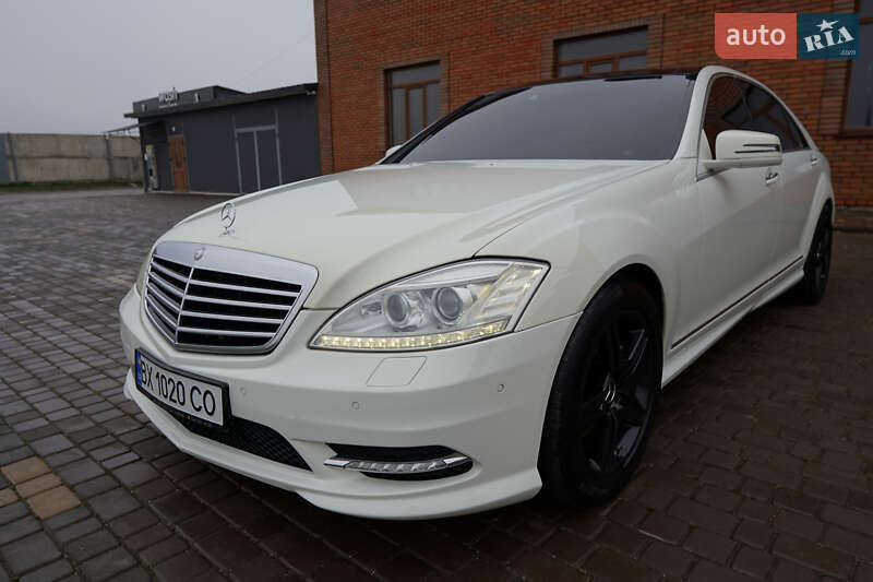 Седан Mercedes-Benz S-Class 2008 в Теофіполі