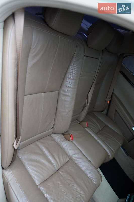 Седан Mercedes-Benz S-Class 2008 в Теофіполі