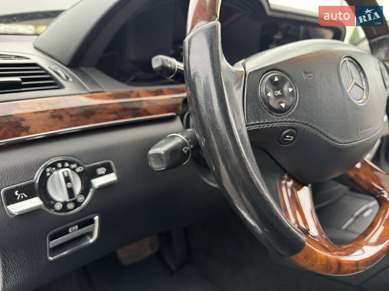 Седан Mercedes-Benz S-Class 2007 в Одессе
