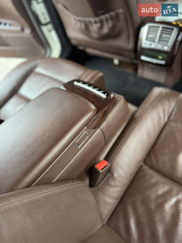 Седан Mercedes-Benz S-Class 2010 в Павлограді