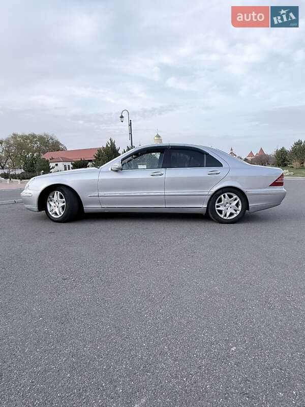 Mercedes-Benz S-Class 2002