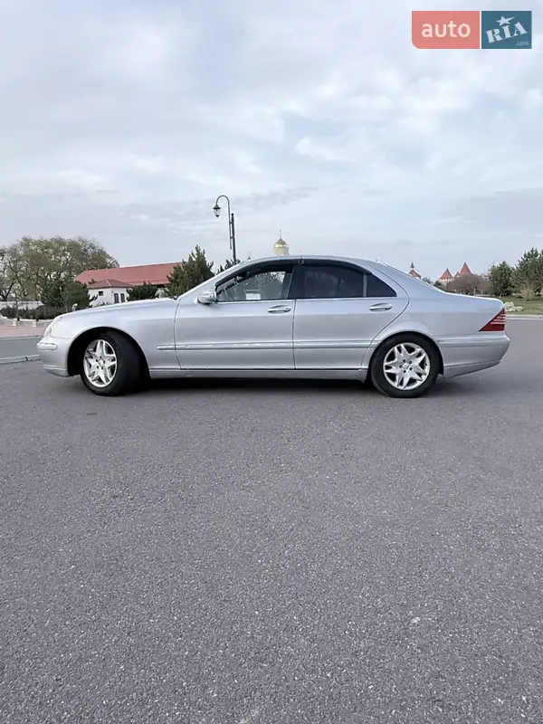 Mercedes-Benz S-Class 2002