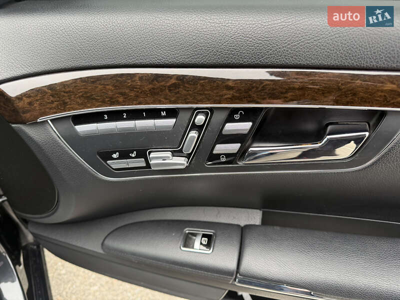 Седан Mercedes-Benz S-Class 2012 в Киеве